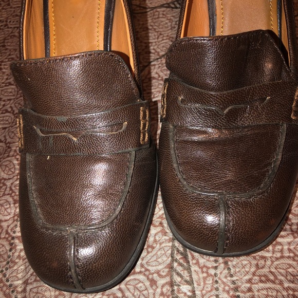Brown leather heeled loafers. - Picture 2 of 8